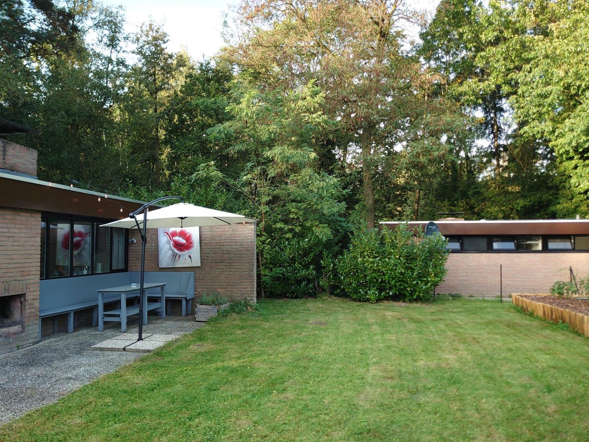 Zonnige Vrijstaande Bungalow In Prachtige Omgeving! Rekem Eksteriør bilde